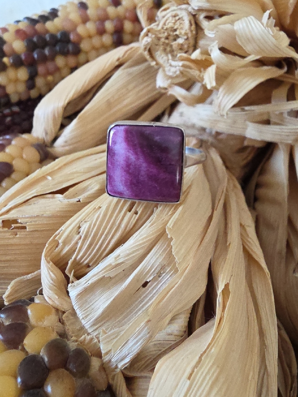 Beautiful NWOT Native American Navajo Purple Spiny Oyster Ring 💜🎁🩶🐚